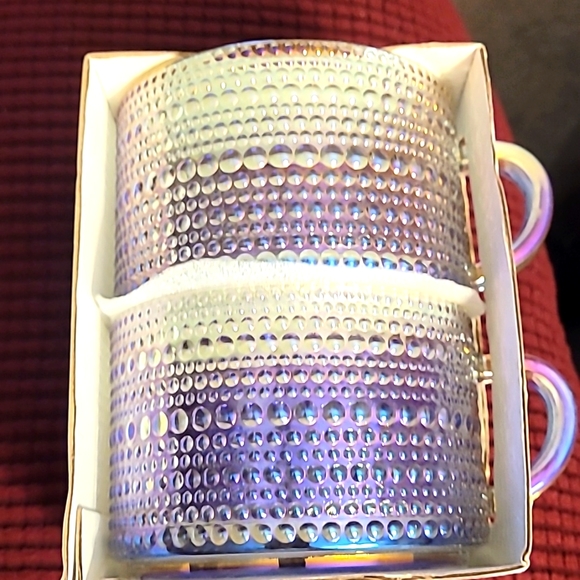 cupcakes & cashmere Other - Cupcakes and Cashmere NIB Set of 2 Opalescent Hobnail Mugs